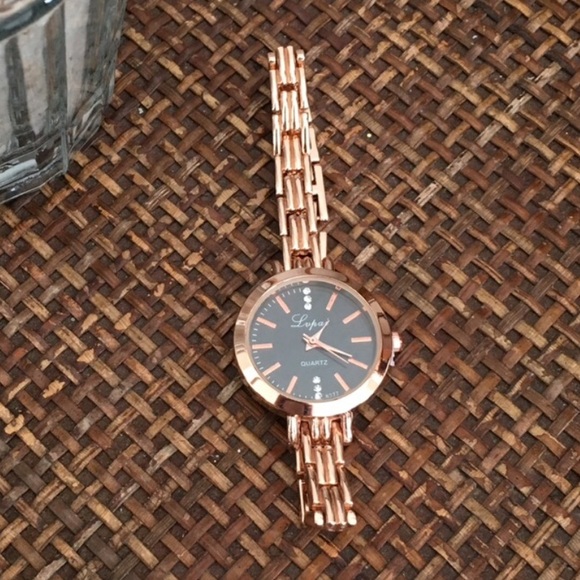 🎀5/$25🎀 LUPAI Rose Gold Fashion Watch - Picture 5 of 6
